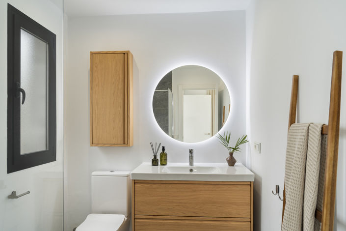 Image No.20-3 Bed Property for sale