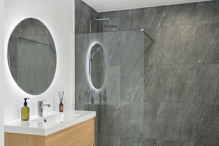 Image No.22-3 Bed Property for sale