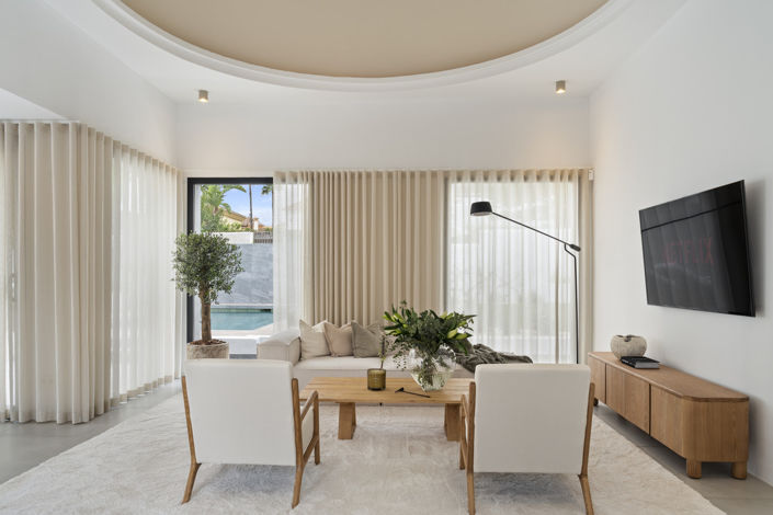 Image No.24-3 Bed Property for sale