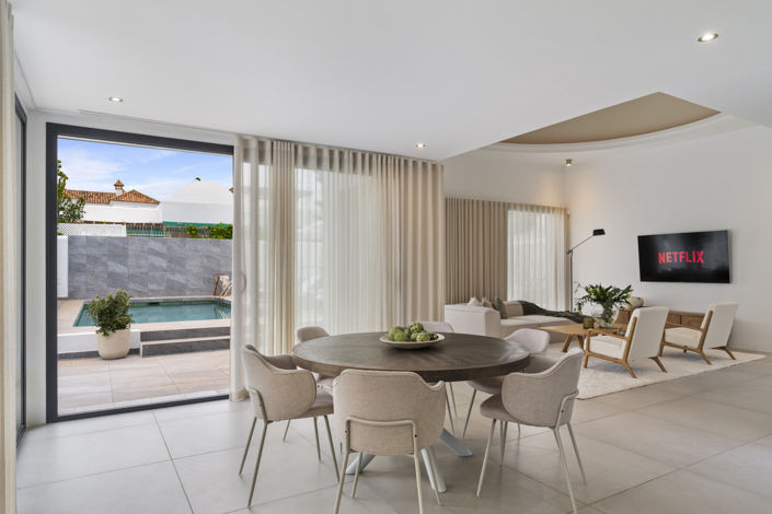 Image No.25-3 Bed Property for sale