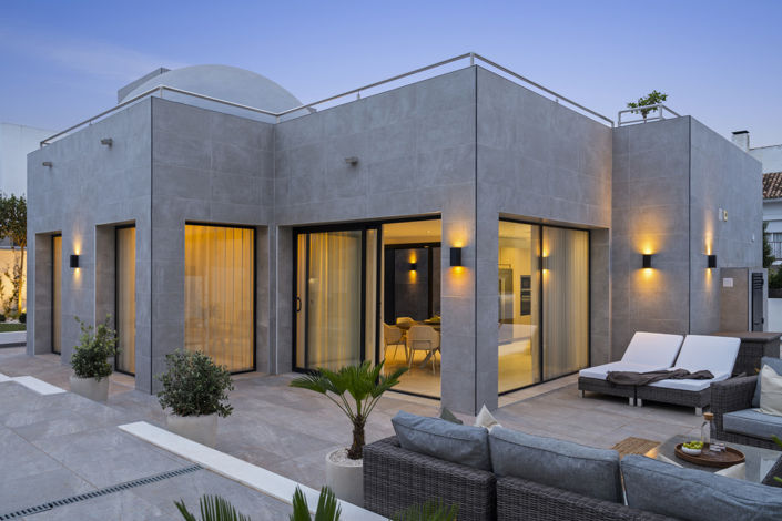 Image No.27-3 Bed Property for sale