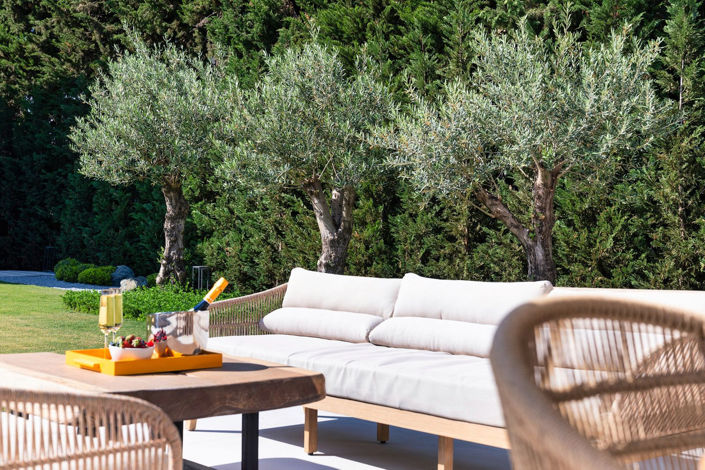 Image No.50-6 Bed Property for sale