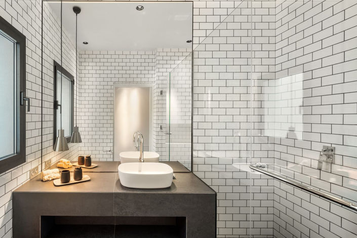 Image No.14-6 Bed Property for sale