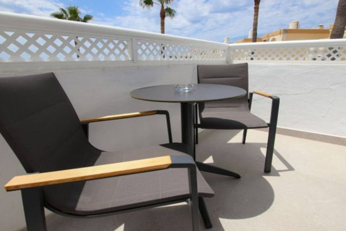 Image No.22-2 Bed Property for sale