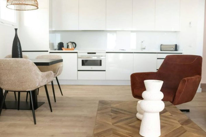 Image No.7-2 Bed Property for sale