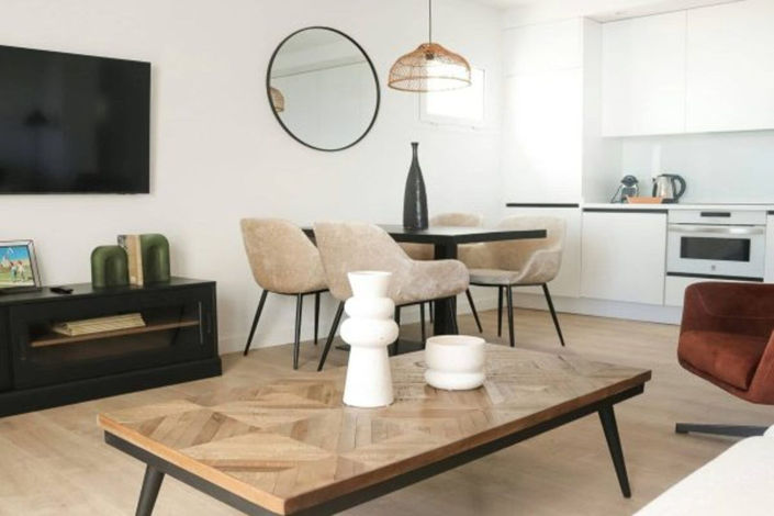 Image No.9-2 Bed Property for sale