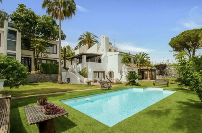 Image No.1-Propriété de 6 chambres à vendre à Nueva Andalucia