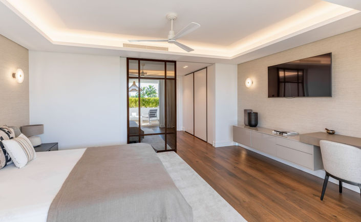 Image No.15-3 Bed Property for sale