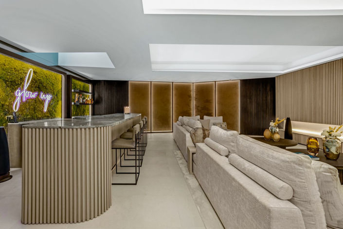 Image No.22-4 Bed Property for sale