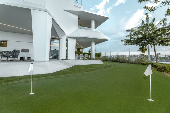 Image No.29-4 Bed Property for sale