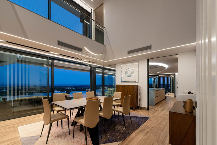 Image No.3-5 Bed Property for sale