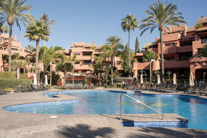 Image No.30-3 Bed Property for sale