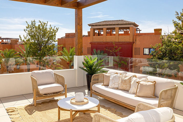 Image No.15-2 Bed Property for sale