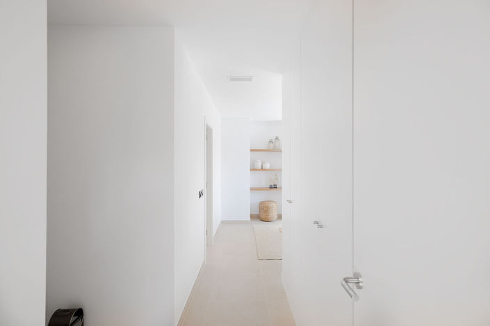 Image No.18-2 Bed Property for sale