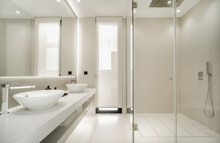 Image No.20-4 Bed Property for sale