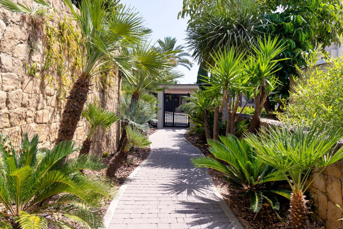 Image No.49-3 Bed Property for sale