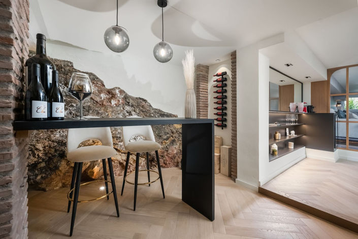 Image No.52-3 Bed Property for sale