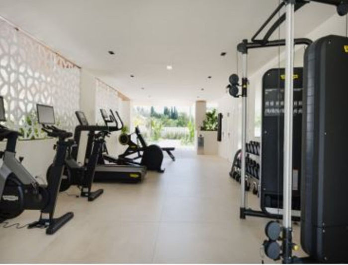 Image No.19-3 Bed Property for sale