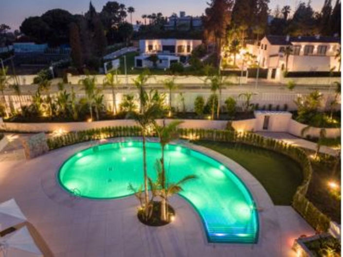 Image No.24-3 Bed Property for sale