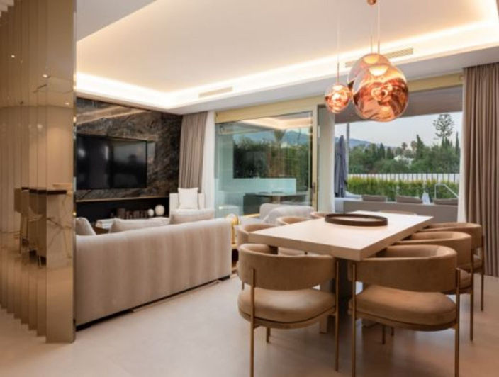 Image No.7-3 Bed Property for sale