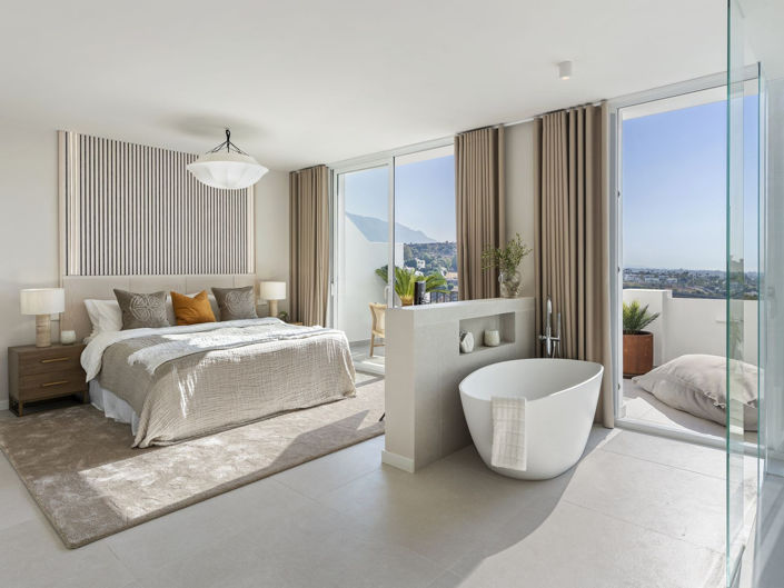 Image No.18-4 Bed Property for sale