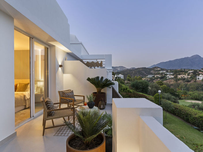 Image No.40-4 Bed Property for sale