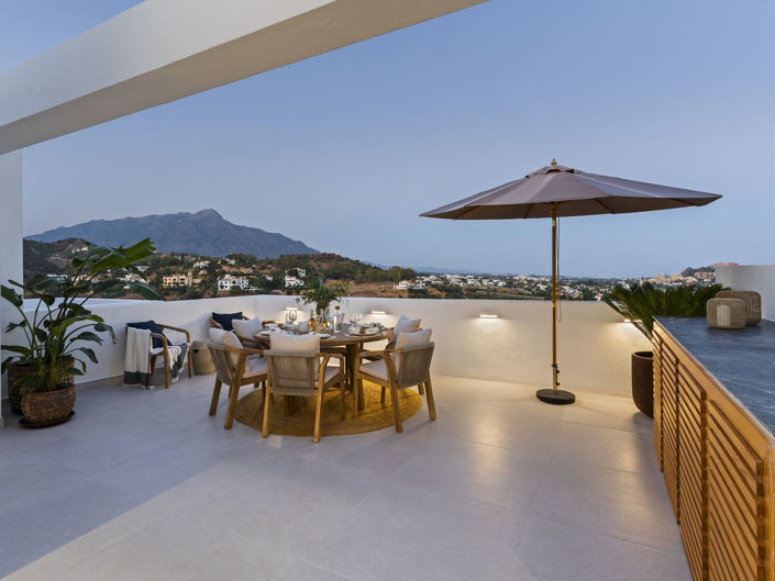 Image No.42-4 Bed Property for sale