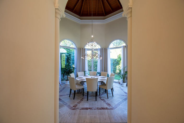 Image No.17-5 Bed Property for sale