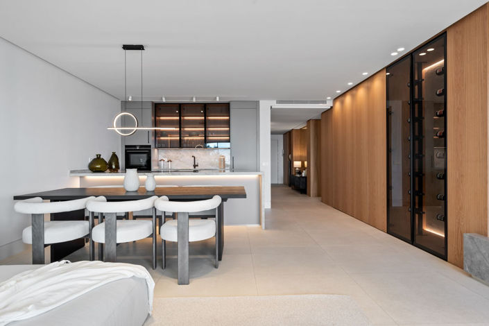 Image No.12-3 Bed Property for sale