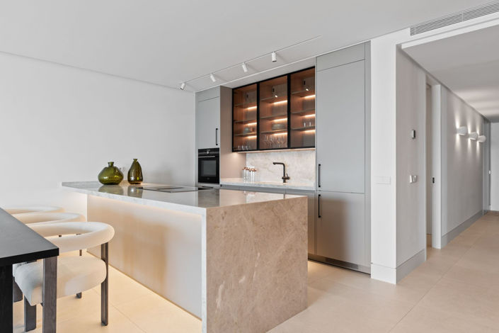 Image No.14-3 Bed Property for sale