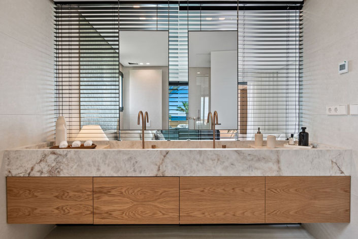 Image No.29-3 Bed Property for sale