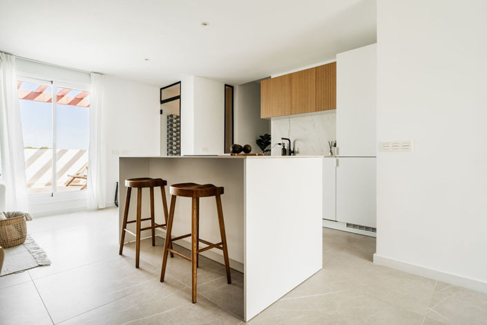 Image No.6-2 Bed Property for sale