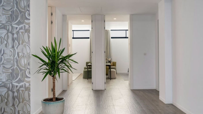 Image No.29-6 Bed Property for sale