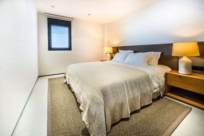 Image No.22-5 Bed Property for sale