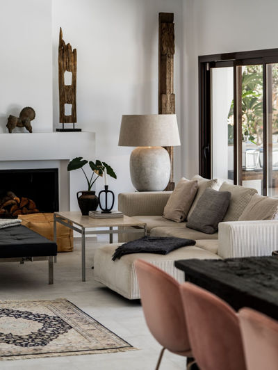 Image No.24-5 Bed Property for sale