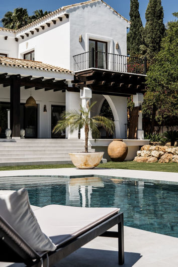 Image No.30-5 Bed Property for sale