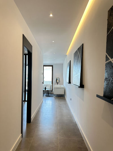 Image No.11-1 Bed Property for sale