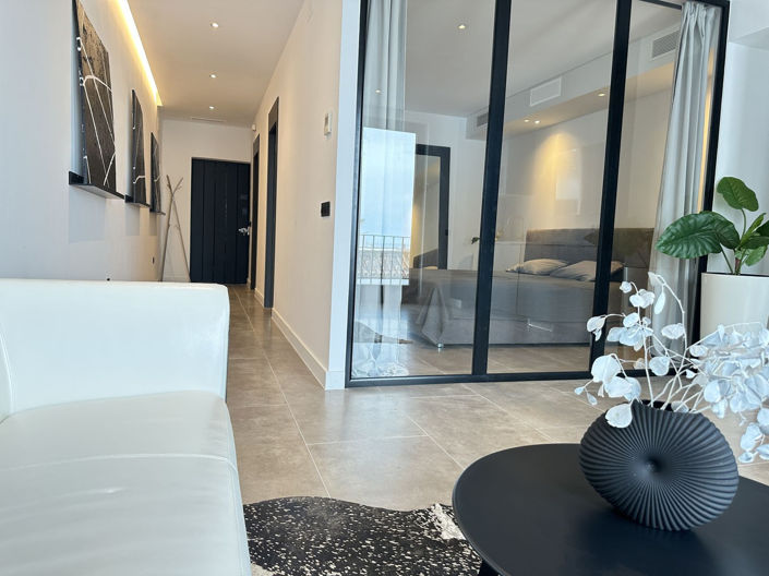 Image No.5-1 Bed Property for sale