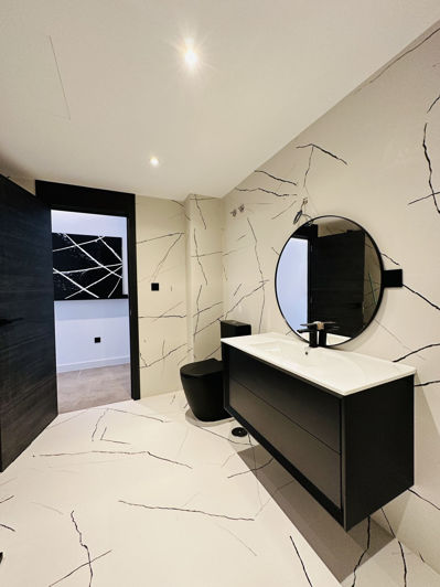 Image No.8-1 Bed Property for sale