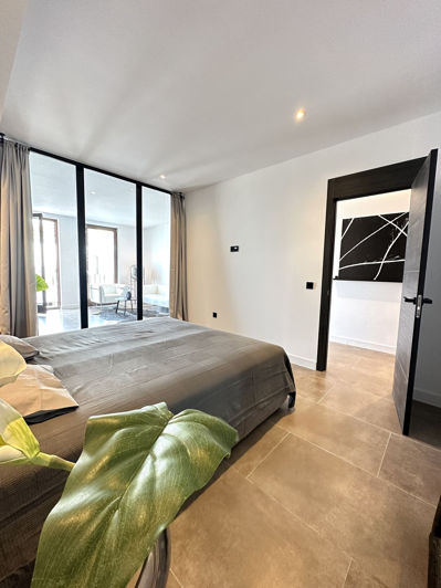 Image No.9-1 Bed Property for sale