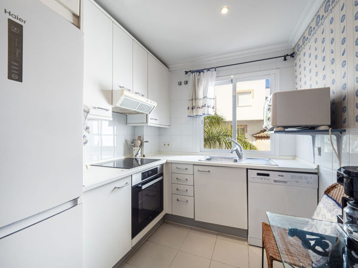 Image No.22-2 Bed Property for sale