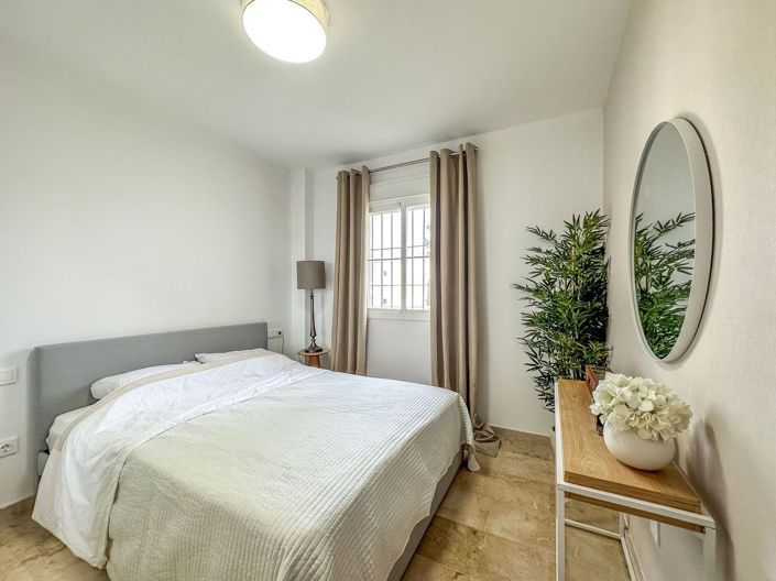 Image No.7-2 Bed Property for sale