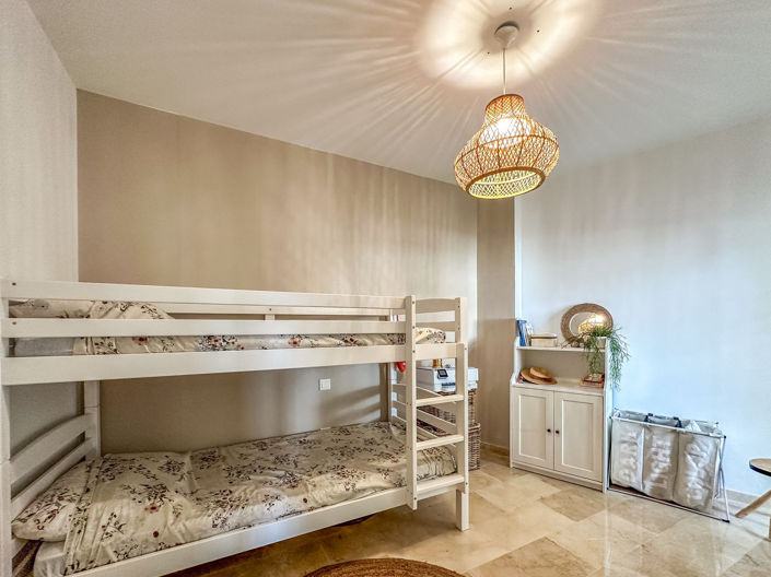 Image No.8-2 Bed Property for sale