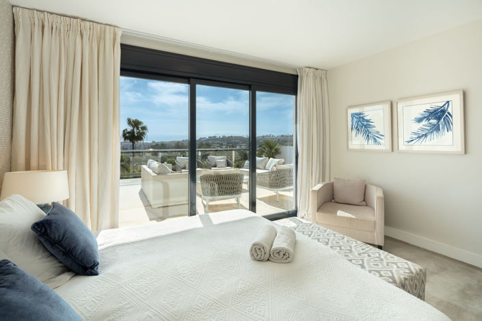 Image No.19-5 Bed Property for sale