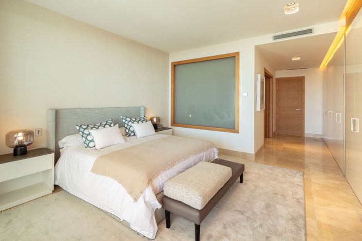 Image No.14-3 Bed Property for sale