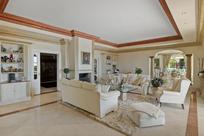 Image No.4-5 Bed Property for sale