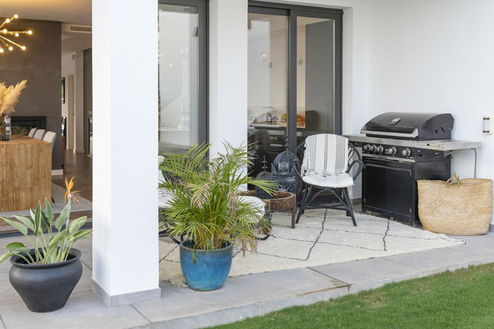 Image No.19-4 Bed Property for sale