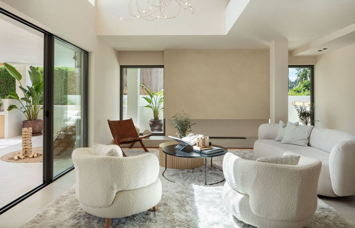 Image No.18-5 Bed Property for sale