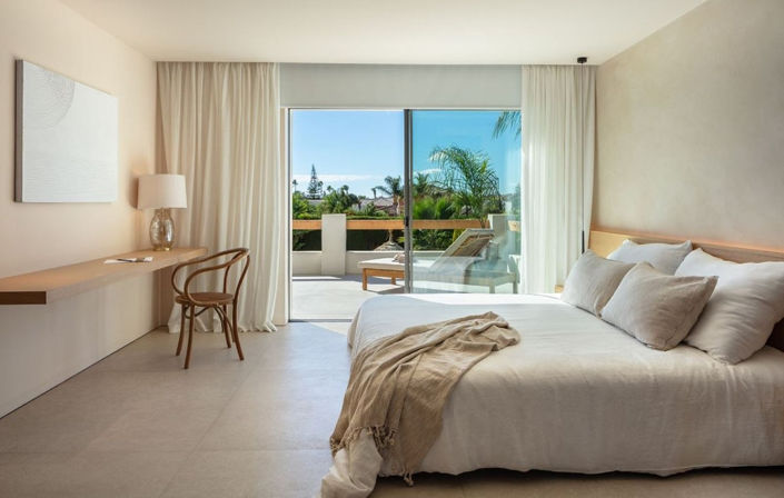 Image No.7-5 Bed Property for sale