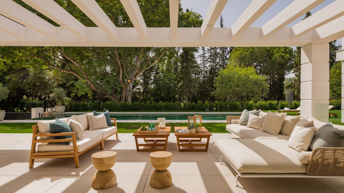 Image No.6-5 Bed Property for sale